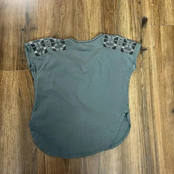 Madewell Embroidered Split-Neck Tee Women’s Size XS Gray - Picture 6 of 6